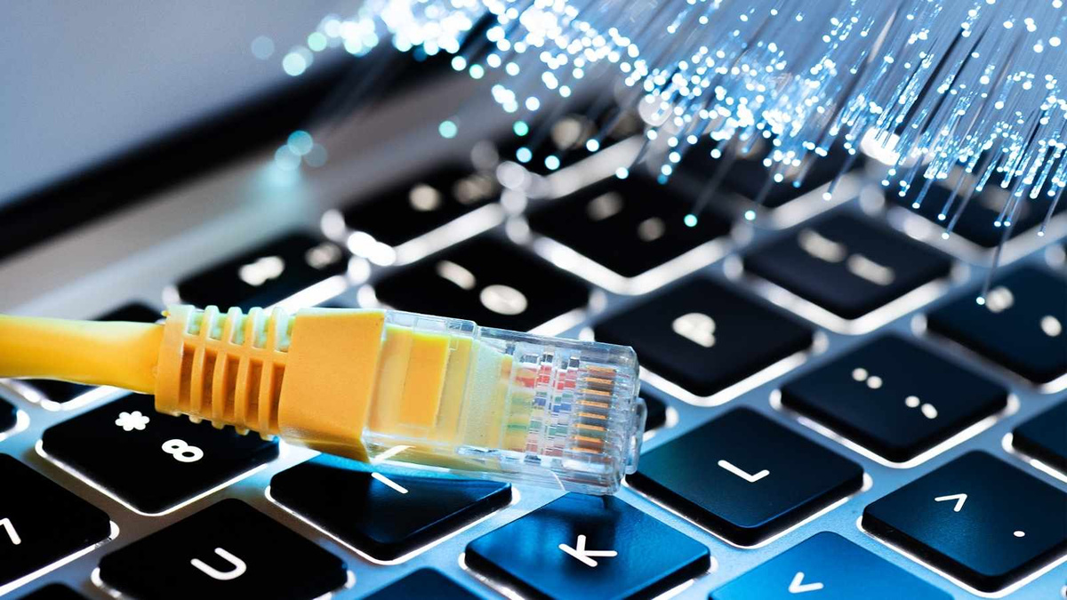 Слишком много трафика: в России начали снижать скорость домашнего интернета