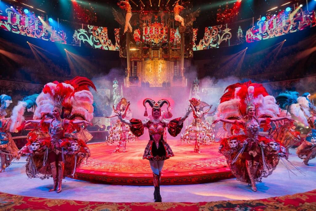    Фото предоставлены пресс-службой продюсерского центра Гии Эрадзе. Фотограф Сергей Конкин Источник фото: Театр To Go