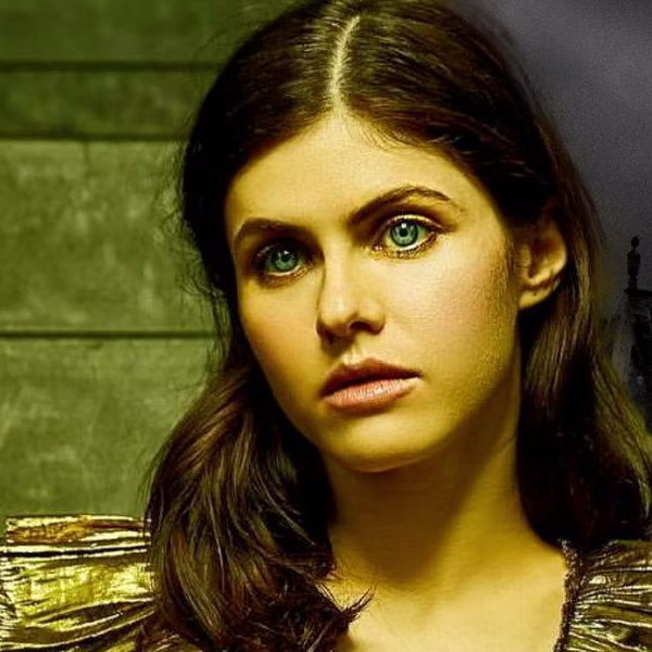     Сегодня 40 лет Александре Даддарио