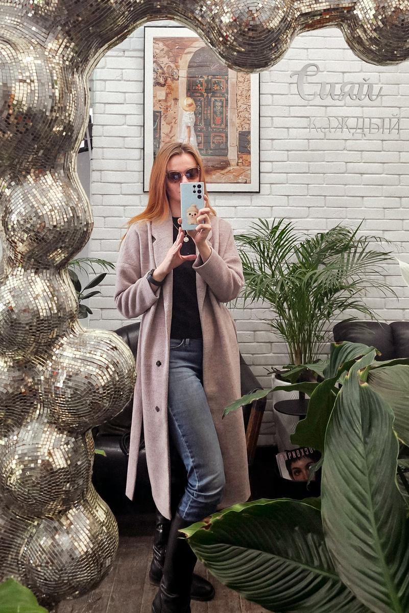 Пальто свое любимое накануне машинкой для срезки катышков обработала. Огонь-машинка! Как новое получилось