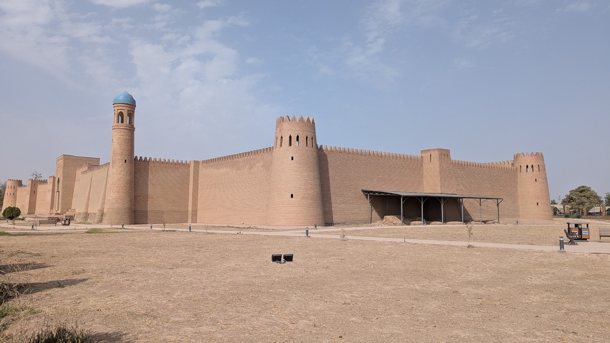 Крепость Хулбук