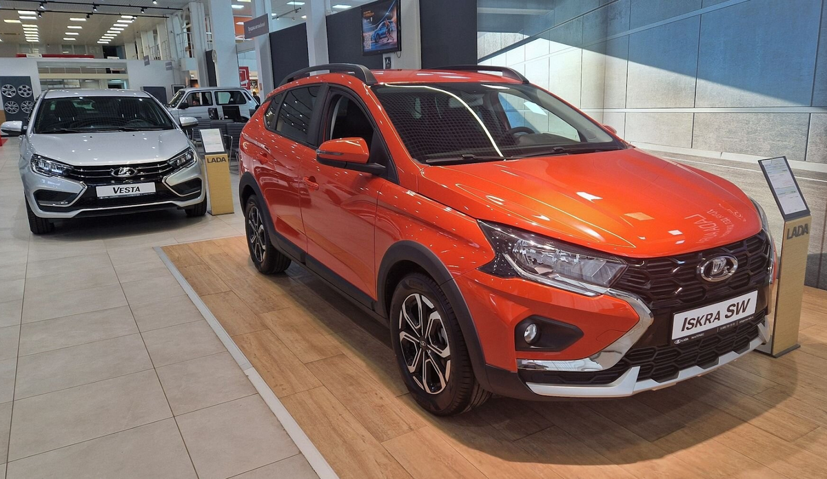 После появления Искры продажи Весты просели на 63% по сравнению с прошлым годом