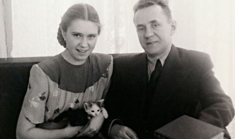 Нашла в дневнике матери через 30 лет: неизвестная правда о дочери премьера Косыгина