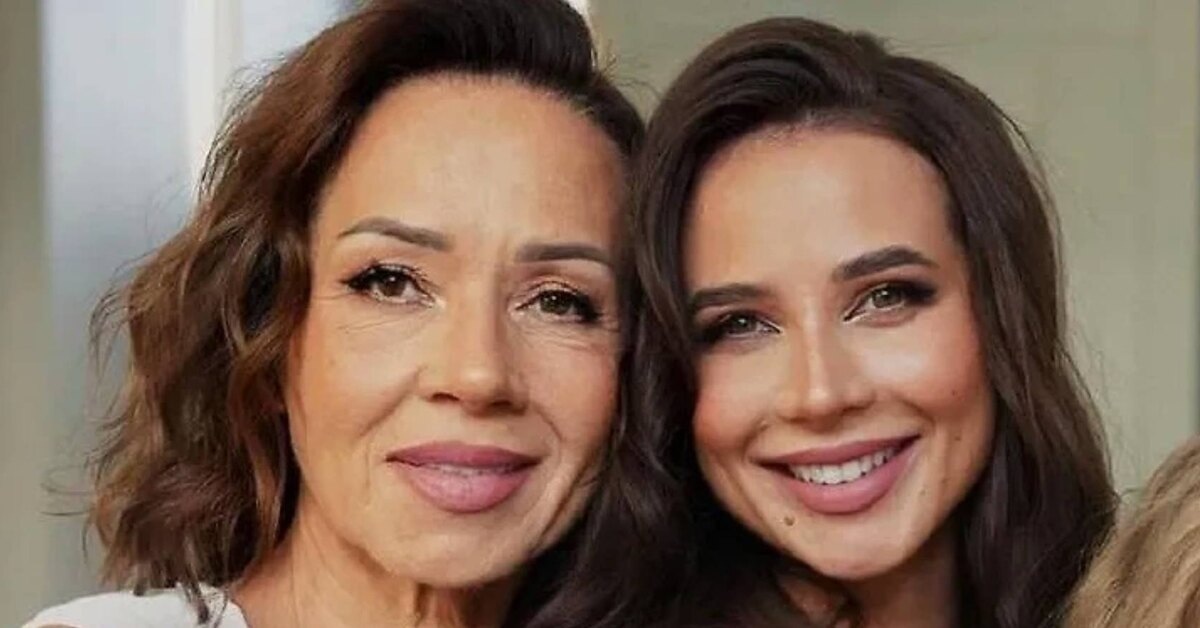 Валерия с мамой