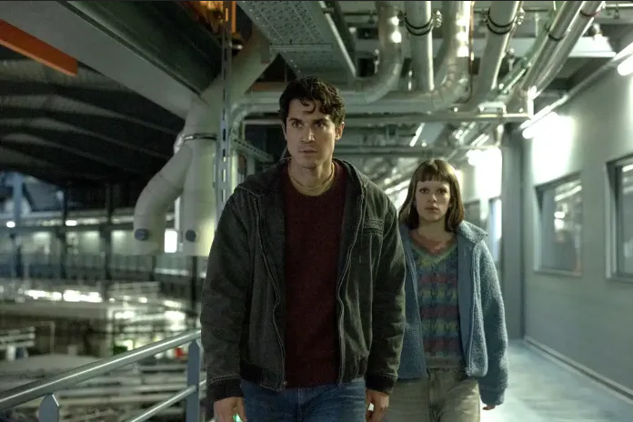 Листайте кадры.