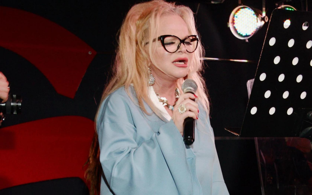 Лариса Долина Великая Певица Фото из открытых источников 