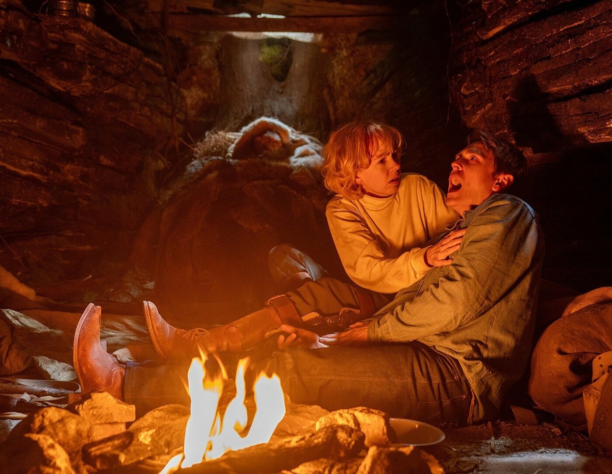 Кадр фильма "Йети"