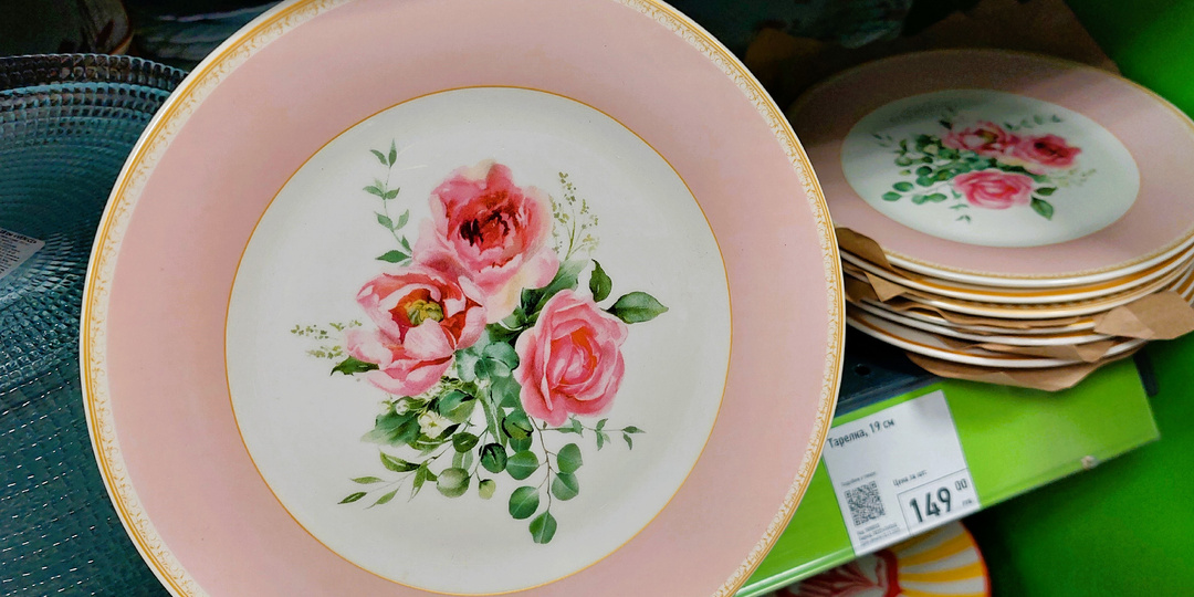 В "Фикс Прайс" оригинальная посуда, вазы, полочки, подсвечники и контейнеры. Декор и подарки на Пасху.