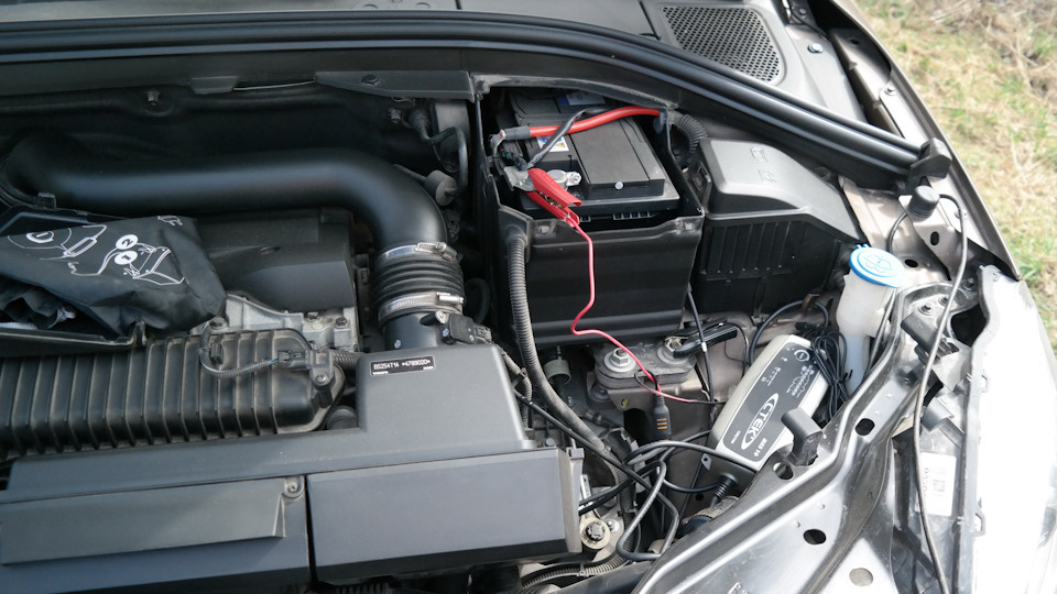 Почему в Volvo быстро садится аккумулятор? Ищем утечки тока и разбираемся с «паразитным» потреблением