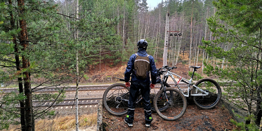 Электрогорская УЖД. Зимняя велопоездка на развалины моста над БМО + непонятная заброшка.