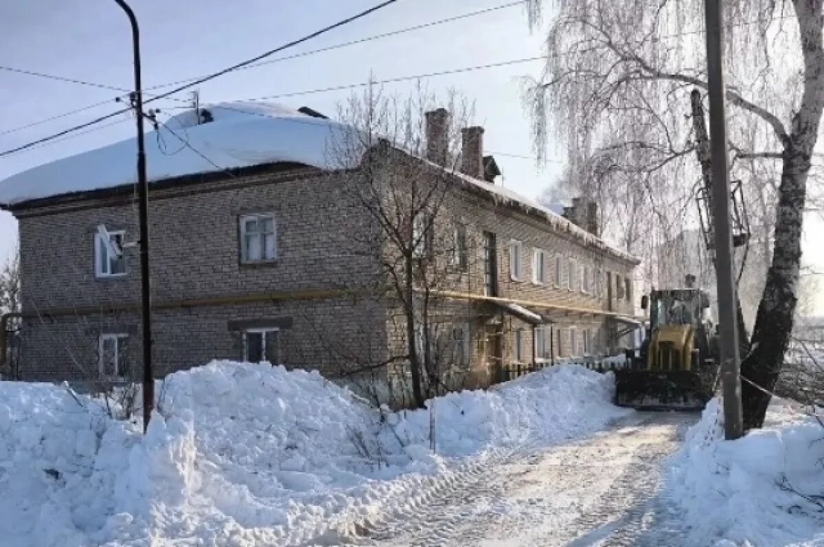    В Удмуртии экстренно эвакуировали жильцов разрушающего дома