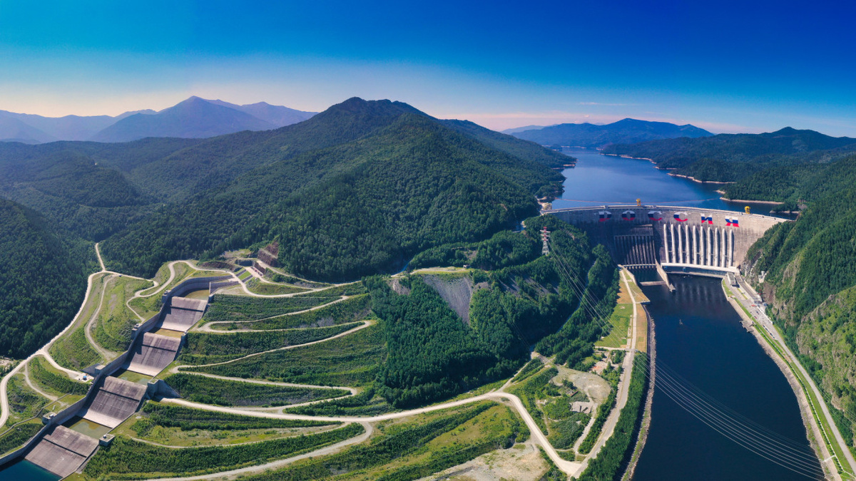 Саяно-Шушенская ГЭС на Енисее. Фото: Евгений Кожевников, участник конкурса РГО «Самая красивая страна»