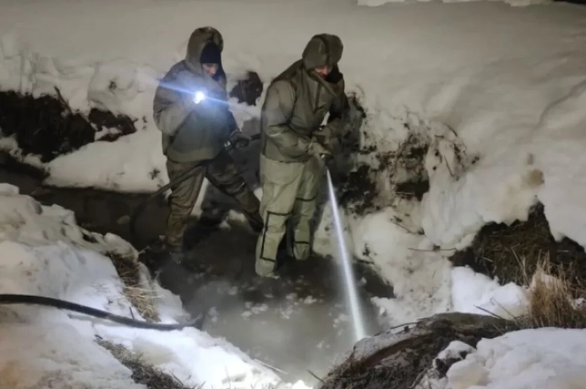    В микрорайоне Мостовая дважды ликвидировали опасность подтопления