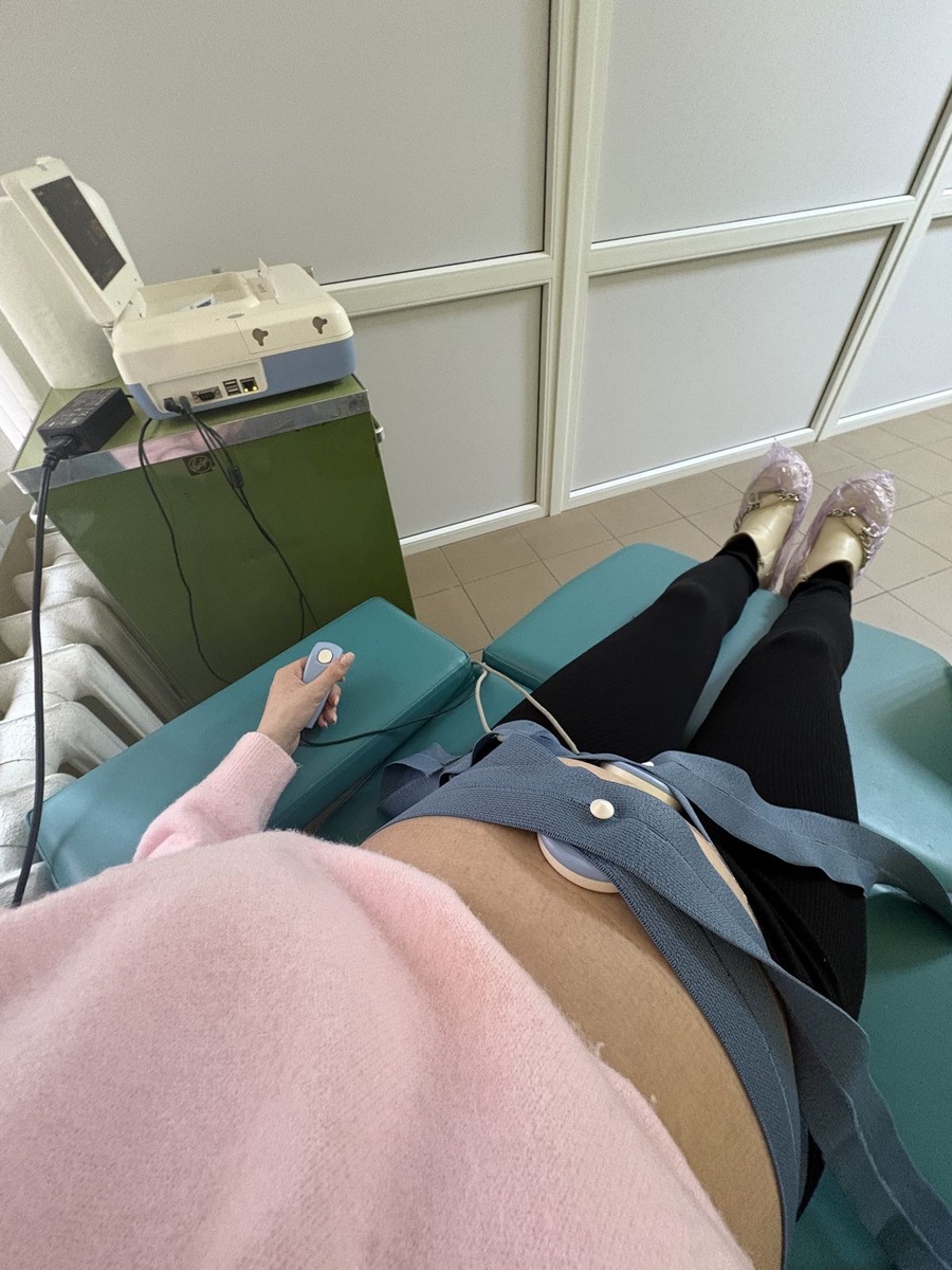 Просто сидишь и ждешь кнопку, когда шевелится малыш