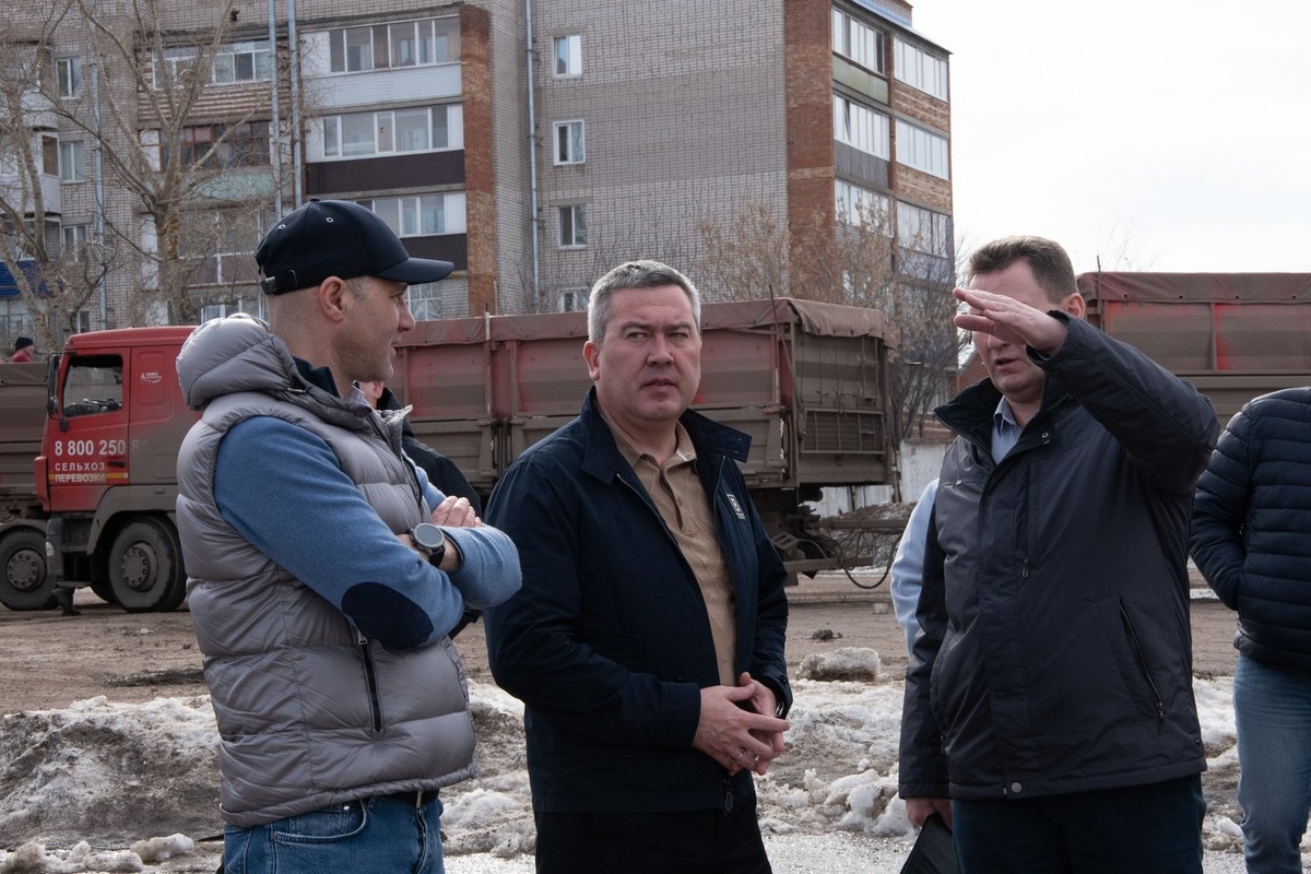    Ни на одном заседании суда по искам прокуратуры Татарстана Линар Закиров лично не появился. взято с сайта Бугульминского района РТ