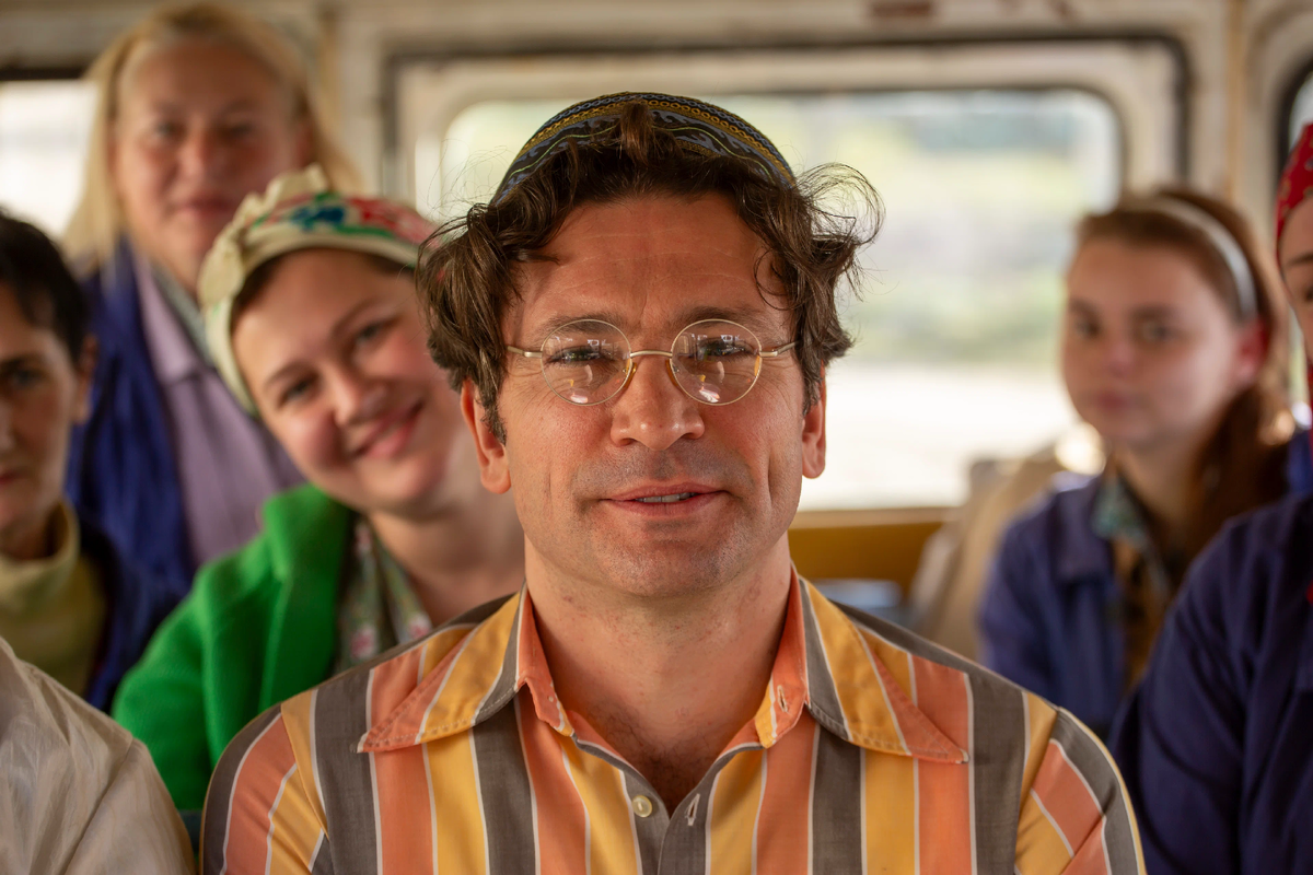 Кадр из сериала "Казанова-3" (2026)