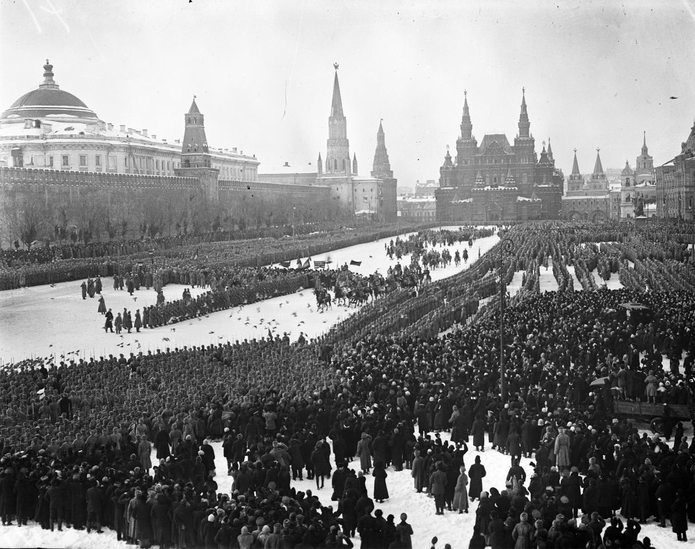 Парад революционных войск на Красной площади. 4 марта 1917 года.