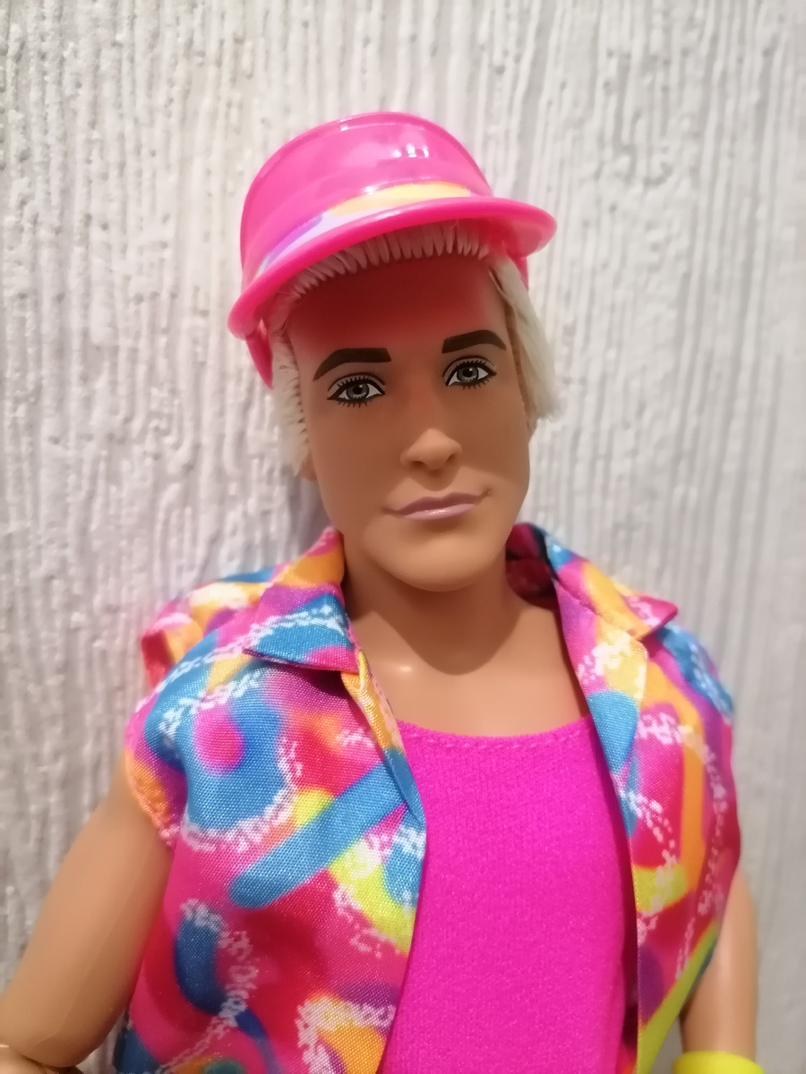 Немножко разноглазый)