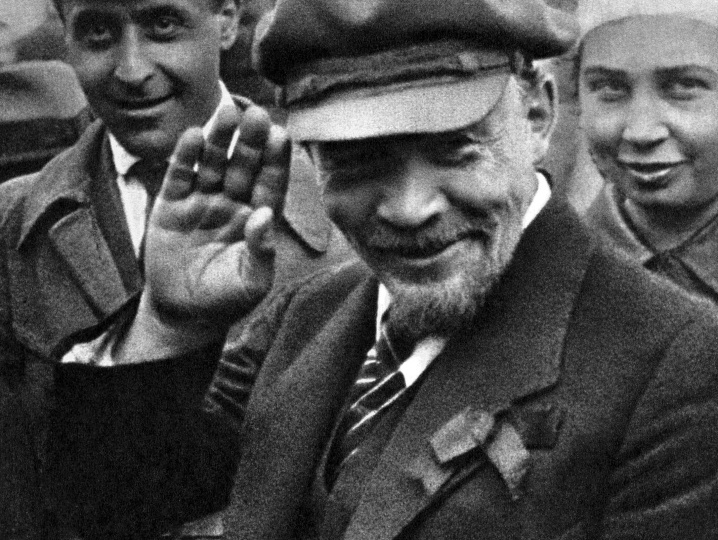 "Владимир Ленин всегда будет занимать главное место в сознании многомиллионного народа СССР"