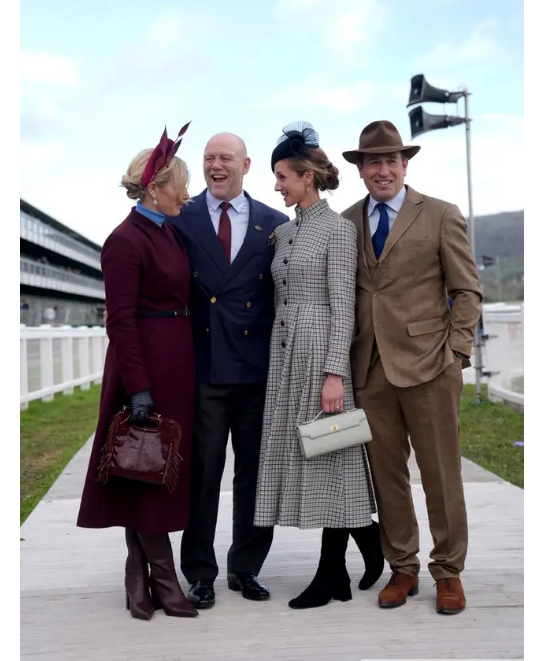 Зара и Майк Тиндалл, Питер Филлипс и Харриет Сперлинг в Челтнеме. Март 2026