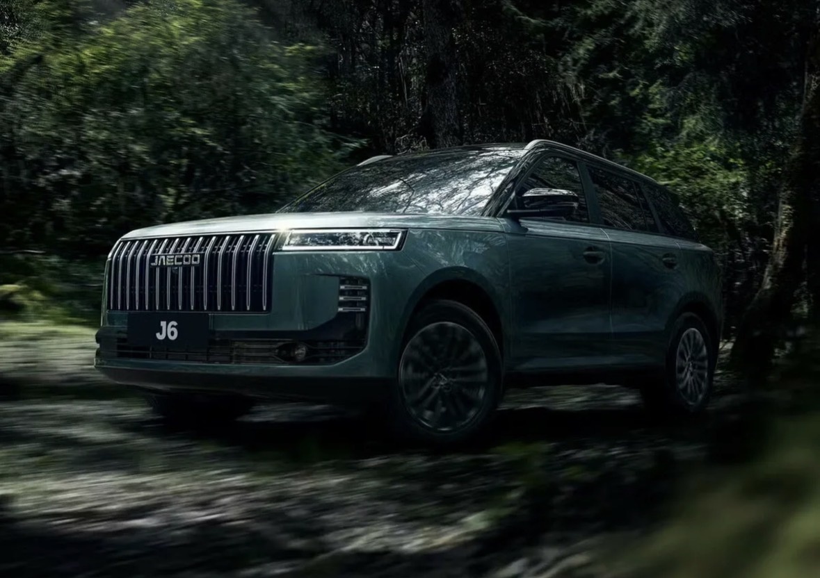 J6 в цвете темный изумруд