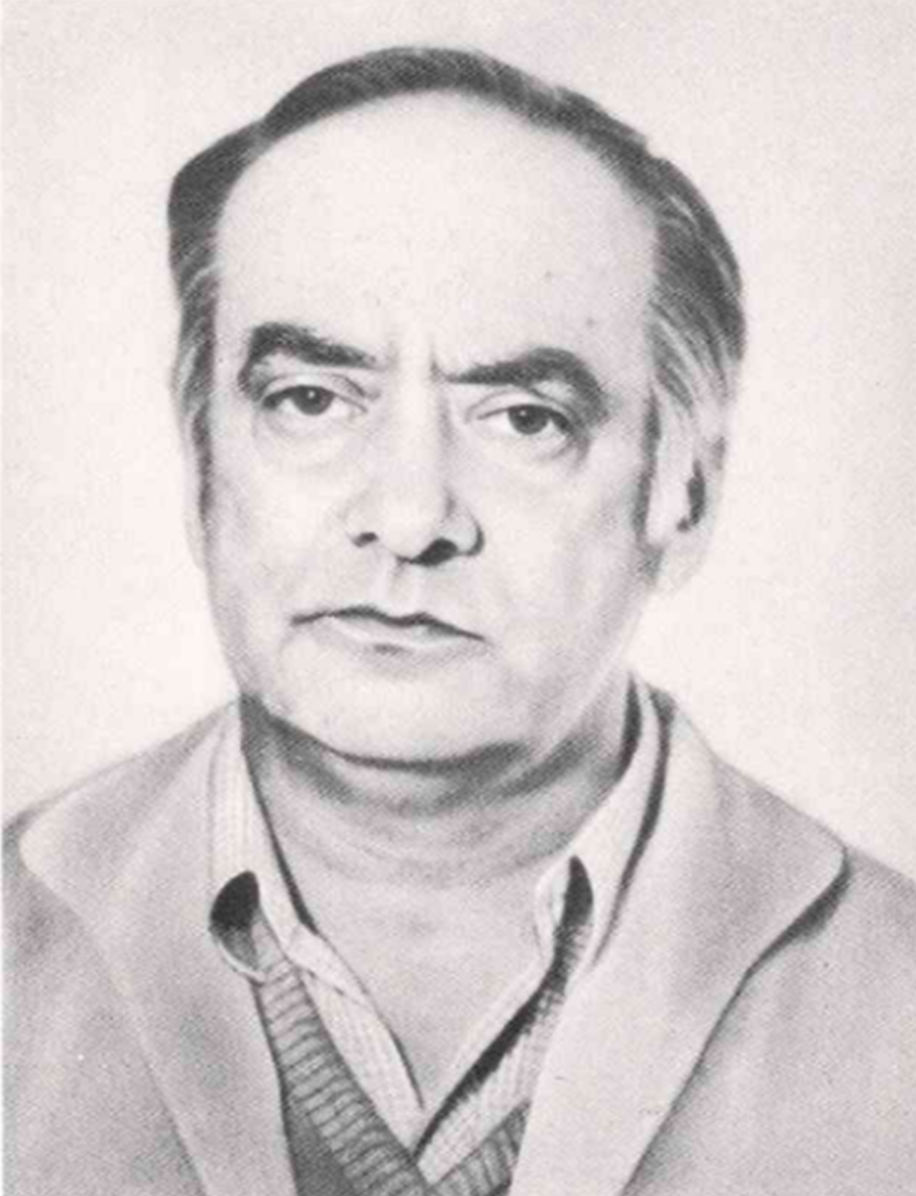 Аллан Георгиевич Гривцов (1937–1991) — советский и российский физик.
Выпускник кафедры биофизики физического факультета МГУ. Работал в Институте фотосинтеза и Институте Прикладной Математики, затем перешел в Институт Физической Химии РАН (ИФХ РАН), где проработал 20 лет. Один из основоположников применения метода МД в СССР.