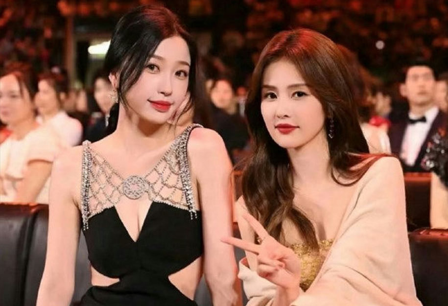 Китайские актрисы Эстер Ю и Бай Лу.