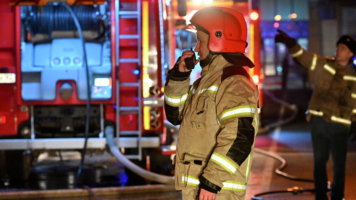    МЧС пожарные РИА