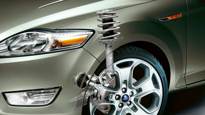 Подвеска – это не просто набор деталей, а одна из ключевых систем вашего автомобиля, отвечающая за комфорт и безопасность во время движения. Она обеспечивает стабильность на дороге, поглощает удары от неровностей и поддерживает сцепление колес с дорогой. Если вы заметили, что ваш автомобиль стал "прыгать" на кочках, или появились посторонние звуки при движении, это может быть первым сигналом о необходимости проверки подвески.

Почему важно следить за состоянием подвески?

1. Безопасность: Исправная подвеска гарантирует стабильность автомобиля на дороге и предотвращает его заносы, особенно в сложных погодных условиях.
2. Комфорт: Хорошая подвеска обеспечивает плавный ход, что делает поездку более приятной как для водителя, так и для пассажиров.
3. Экономия: Затягивание с ремонтом подвески может привести к более серьезным поломкам и дорогостоящему ремонту. Чем раньше вы обратитесь к специалистам, тем меньше затрат вам придется понести.

Как предотвратить дорогостоящий ремонт?

• Регулярные проверки: Рекомендуем проводить диагностику подвески не реже одного раза в год, а также после каждой серьезной поездки или при смене сезона.
• Своевременная замена деталей: Не дожидайтесь появления серьезных проблем. Если вы заметили износ амортизаторов или других элементов, лучше заменить их сразу.
• Правильная эксплуатация: Избегайте резких маневров и скоростного движения по неровным дорогам. Это поможет продлить срок службы вашей подвески.

Мы готовы помочь вам с диагностикой и ремонтом подвески! Наши специалисты используют современное оборудование и только качественные запчасти.

😎Ваш надежный автосервис заботится о вас и вашем автомобиле!
НЕ ОТКЛАДЫВАЙТЕ ВАШИ ПРОБЛЕМЫ НА ПОТОМ!
ЗАПИСЫВАЙТЕСЬ УЖЕ СЕГОДНЯ!
Мы находимся по адресу: г. Полоцк, ул. Гагарина,83
г. Полоцк, ул. Дзержинского,103
📲+375 (29) 744-54-86 АЛЕСЯ
📲+375 (33) 694-70-50 АЛЕСЯ

#автоэлектрик #диагностикаавто #ремонтавто #автосервис #ошибкиавто #аккумулятор #проводка #checkengine #вкпост
#ремонттормозов 