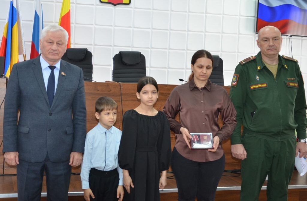    ???????????????????????????????????? redaktor