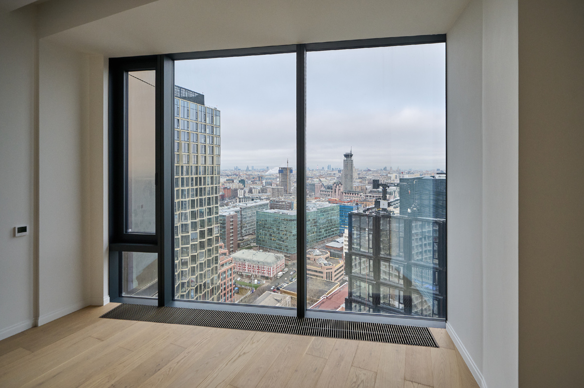 Вид из окна квартиры в HIGH LIFE на Павелецкой в Москве от девелопера - компании "Пионер"