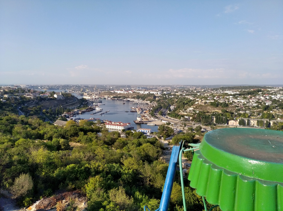 Севастополь. Открытые кабинки добавляют впечатлений...