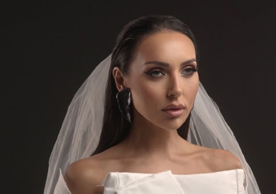    Алсу. Источник: inst/alsou_a *