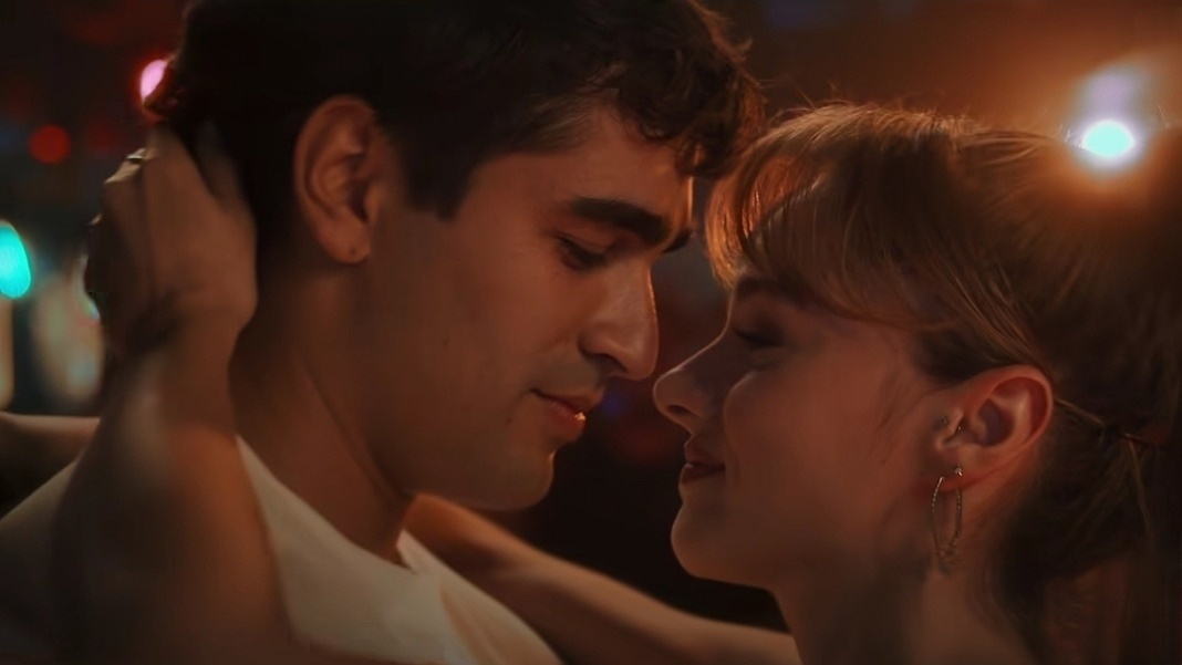 кадр из сериала «С нами ничего не случится»