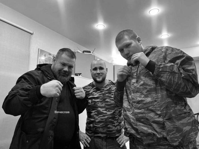 Вячеслав Дацик и его сын Ярослав вместе пошли на передовую. Фото © Telegram / Лютиков / MMA, UFC, русский спорт