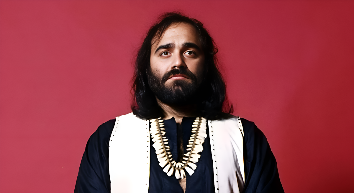 Демис Руссос, фото