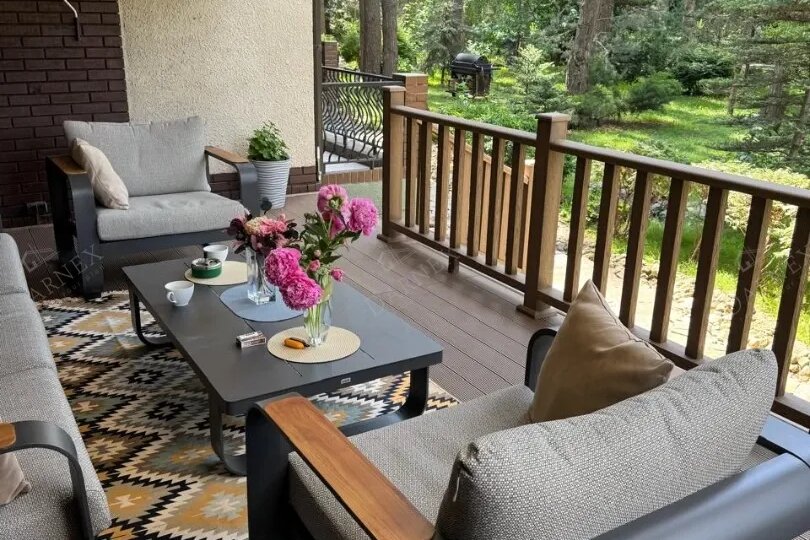 Милая терраса к таунхаусу под ключ: мой разбор объекта без красивых сказок