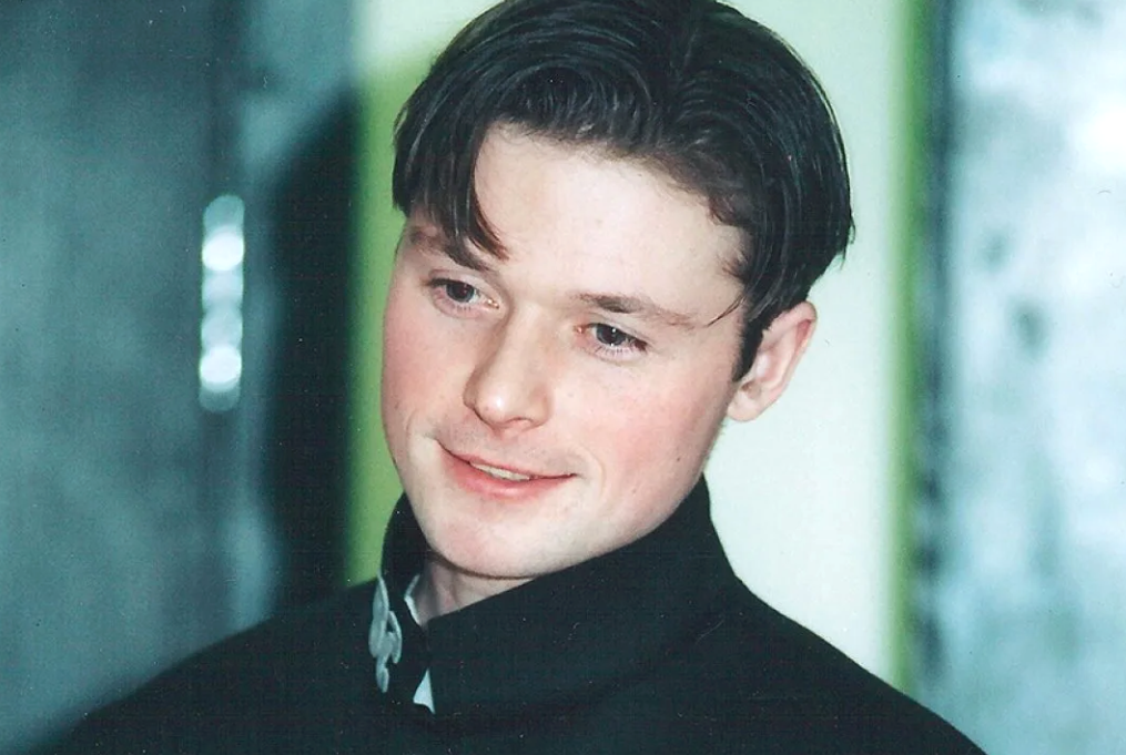 на фото Илья Носков в молодости