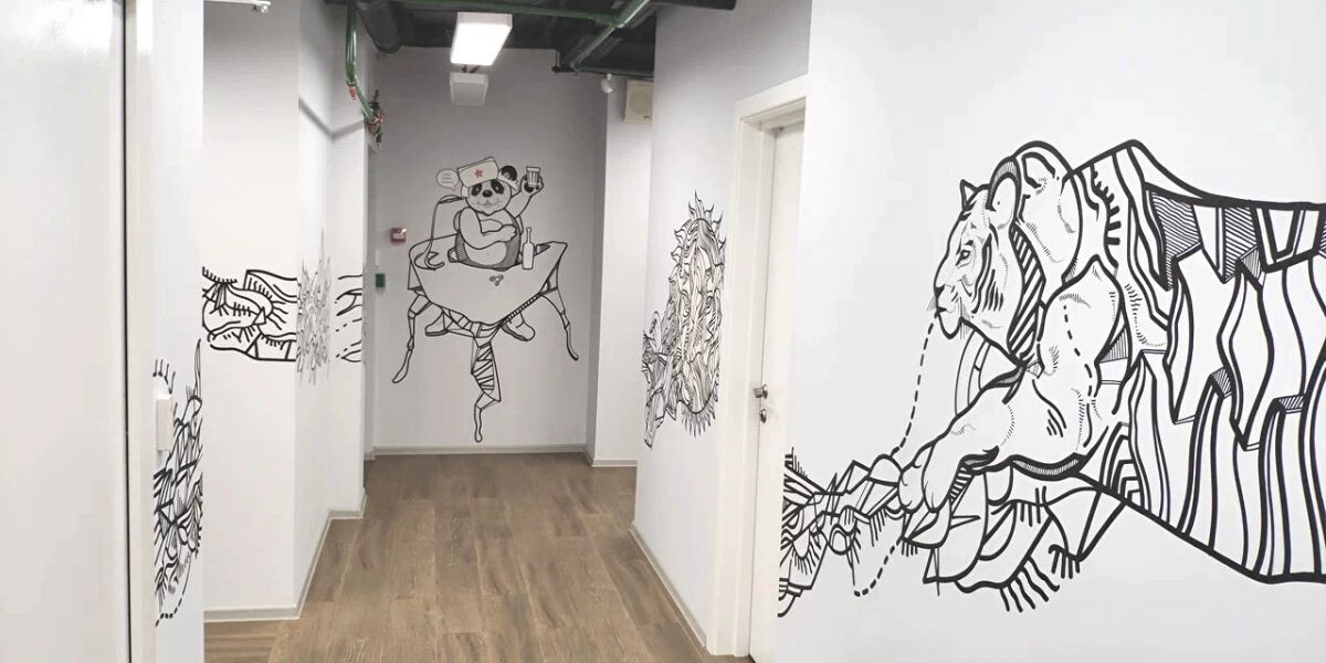 Покраска стен и потолков в офисе Ngenix