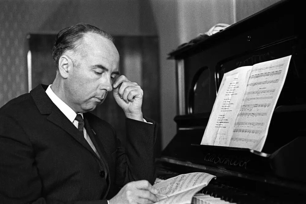 Источник: https://i.bigenc.ru/resizer/resize?sign=Na6KQdCREJTFpBKAak2rUQ&filename=vault/136e7a06e428da4661749f88ddc22958.webp&width=1024