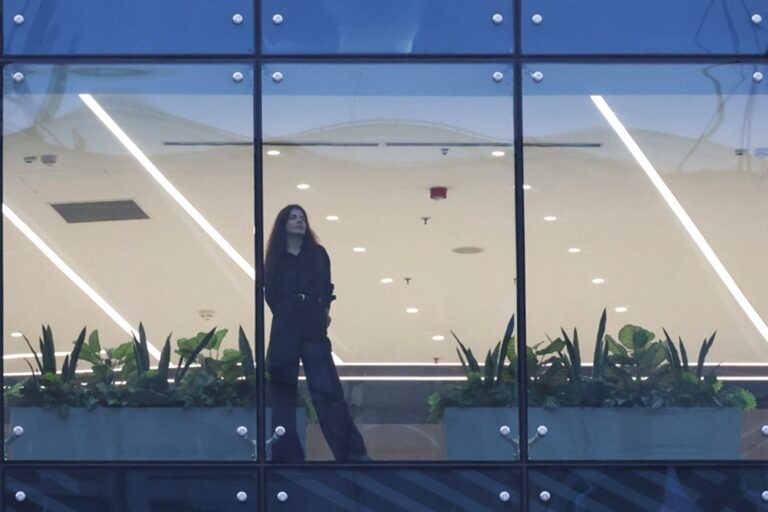    Иллюстрация к материалу: Как родителю принять решение об увольнении без спешки