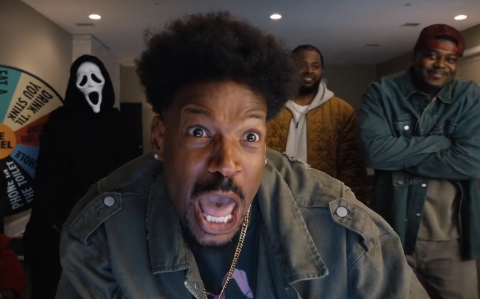 Кадр из трейлера фильма «Очень страшное кино 6» (2026). Режиссер: Майкл Тиддес. Кинокомпания: Paramount Pictures. 