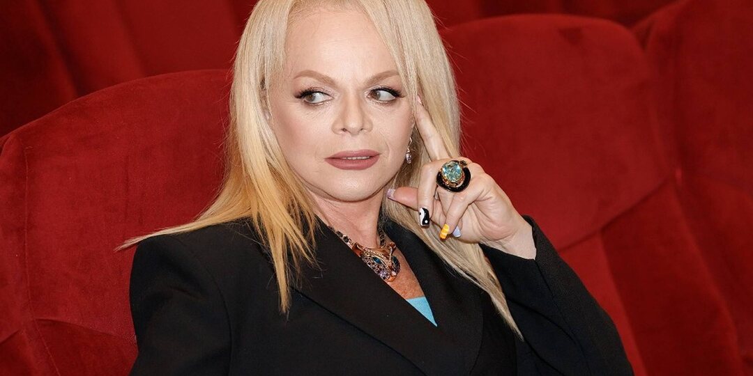 Лариса Долина не сдаётся