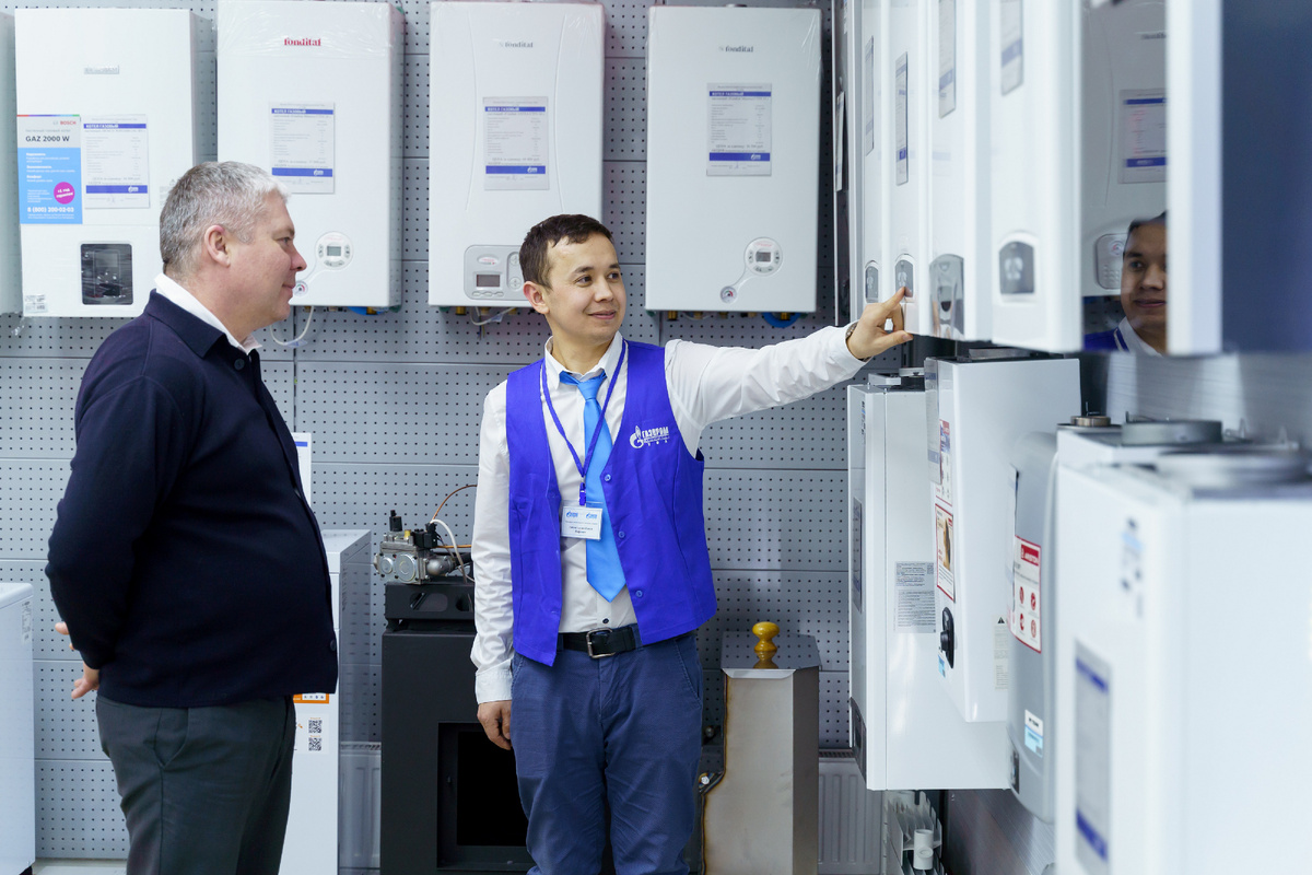 При покупке колонки проконсультируйтесь со специалистом. Фото: gazfoto.ru