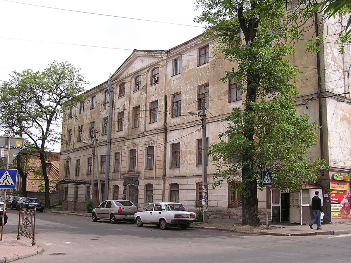 Здание до реконструкции.Из интернета.