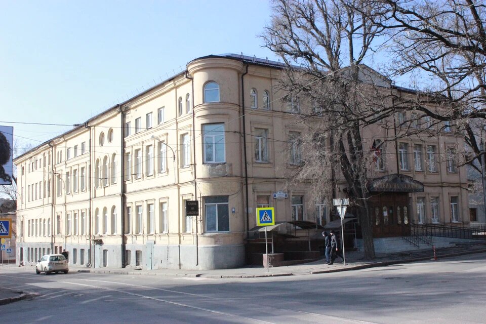 Таким я его помню.Из интернета.