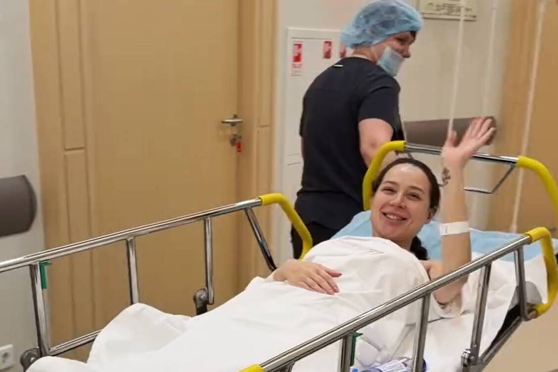     Бывший муж теряющей зрение Лерчек рассказал дочери и сыновьям о том, что их мама больна раком