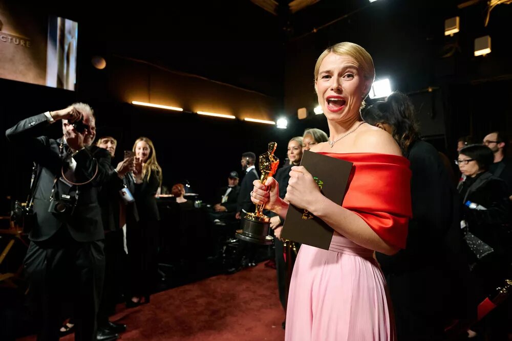 Джесси Бакли📷
