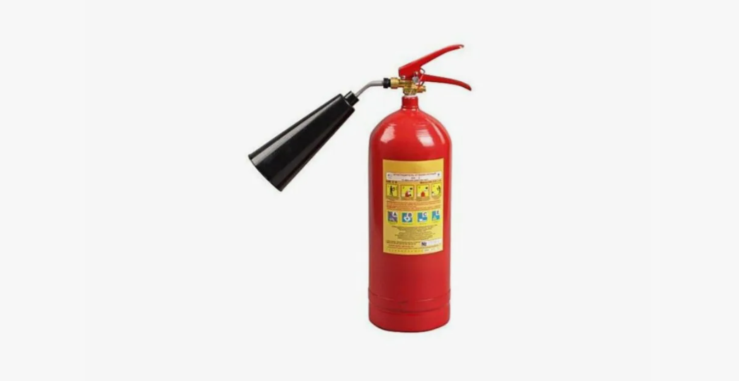 Огнетушитель в автомобиле 2026: что требует закон, какой выбрать и что будет, если его нет