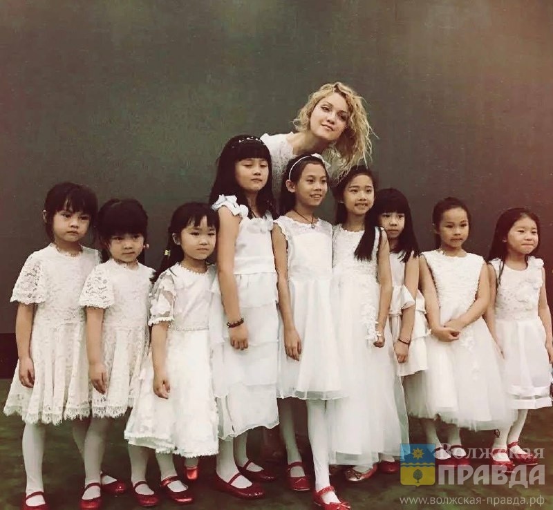 Волжанка создает хор в каждой стране, куда приезжает📷    «Слушайте китов»: волжанка 20 лет выступала в странах Азии, а в Волжском создала «Самый лучший хор»
